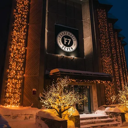 Fahrenheit Seven Hotel 4*