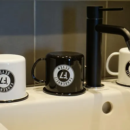 瓦托伦斯华氏七度酒店