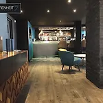 Hotel Fahrenheit Seven