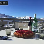 Fahrenheit Seven Hotel 4*