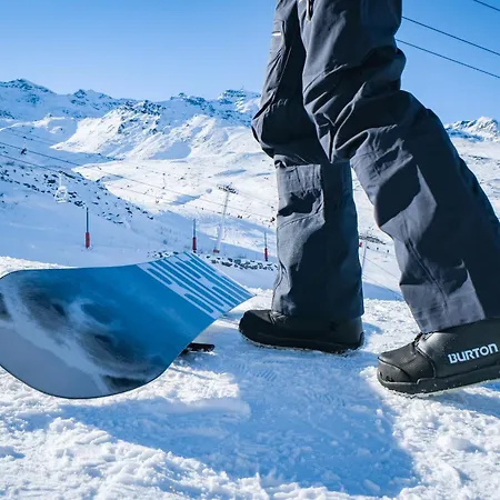 Fahrenheit Seven Hotel