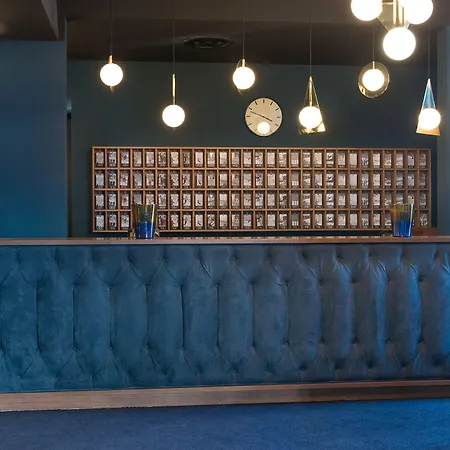 Fahrenheit Seven 4* Val Thorens